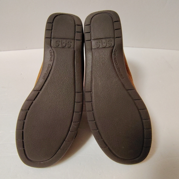 SAS Leather Slip-On Buckle Straps Peep Toe Wedge Tripad Comfort Sandals 8.5 - Picture 9 of 10